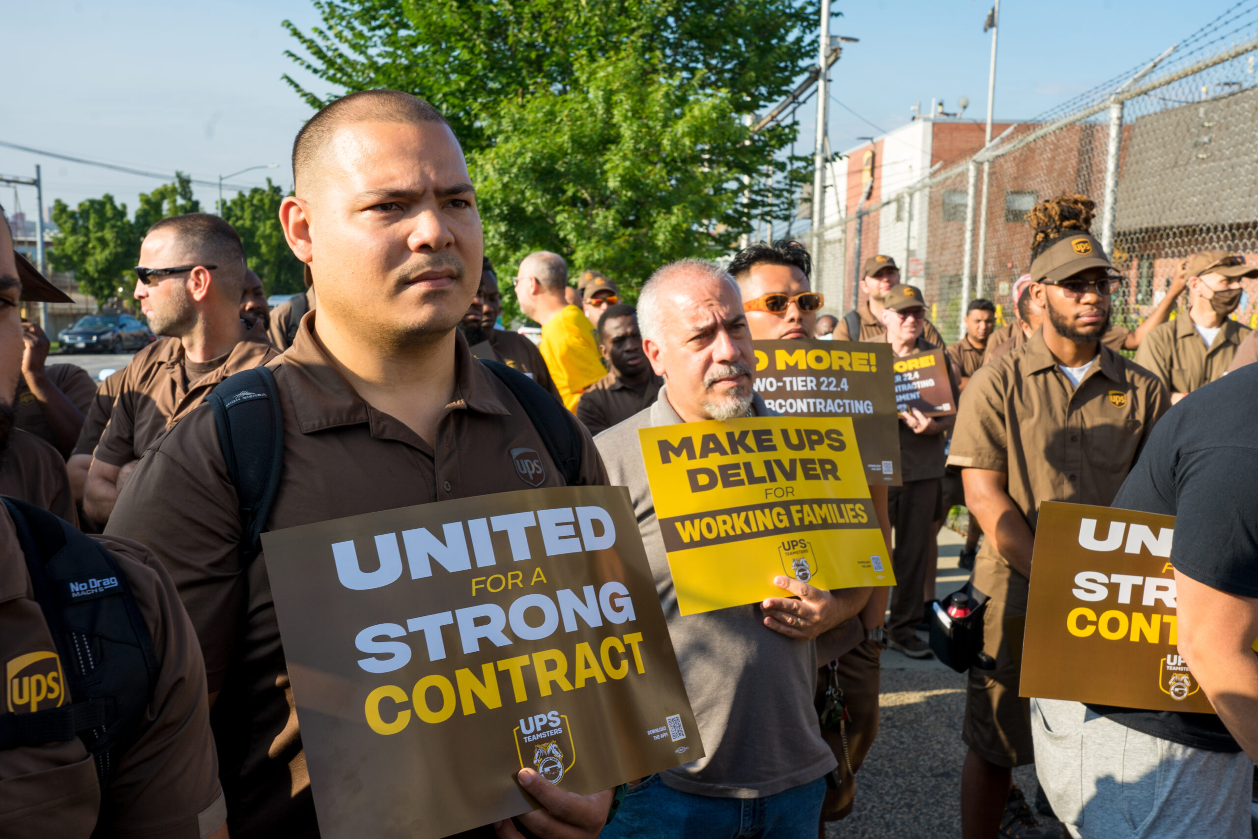 UPS Teamsters Rally in NYC to Kick Off Contract Fight – LaborPress
